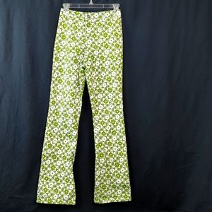 MOTEL GREEN & WHITE BOOT CUT STRETCH DAISY JEANS EUC